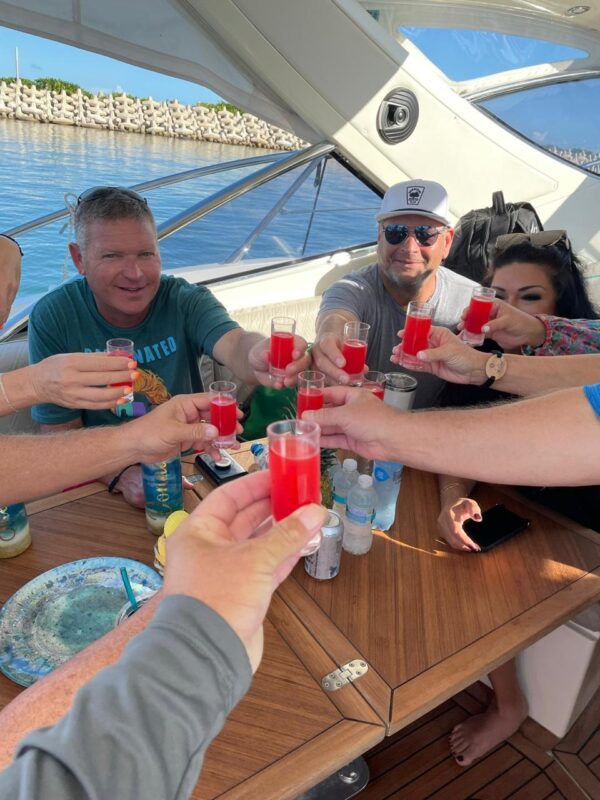 SHARED YACHT TOUR – ISLA MUJERES ALL INCLUSIVE - Image 9