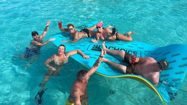 SHARED YACHT TOUR – ISLA MUJERES ALL INCLUSIVE - Image 4